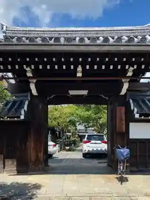 西向寺の山門・神門