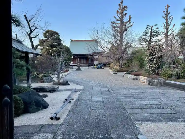 蓮花寺の{uncategorized: "未分類", other: "その他", undefined: "問題あり", building: "その他建物", grave: "お墓", sacred_gate: "鳥居", guardian: "狛犬", statue: "像", buddha: "仏像", history: "歴史", nature: "自然", garden: "庭園", animal: "動物", pagoda: "塔", temizu: "手水舎", mountain_gate: "山門・神門", sanctuary: "本殿・本堂", subordinate: "末社・摂社", art: "芸術", scenery: "景色", jizo: "地蔵", ema: "絵馬", goshuin: "御朱印", omikuji: "おみくじ", items: "授与品その他", amulet: "お守り", goshuincho: "御朱印帳", eats: "食事", festival: "お祭り", votive_dance: "神楽", shichigosan: "七五三参", wedding: "結婚式", experience: "体験その他", initially: "初詣", around: "周辺", anti_infection: "感染症対策"}