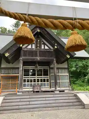 由仁神社の本殿・本堂