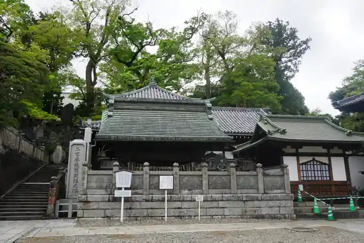 成田山新勝寺の本殿・本堂