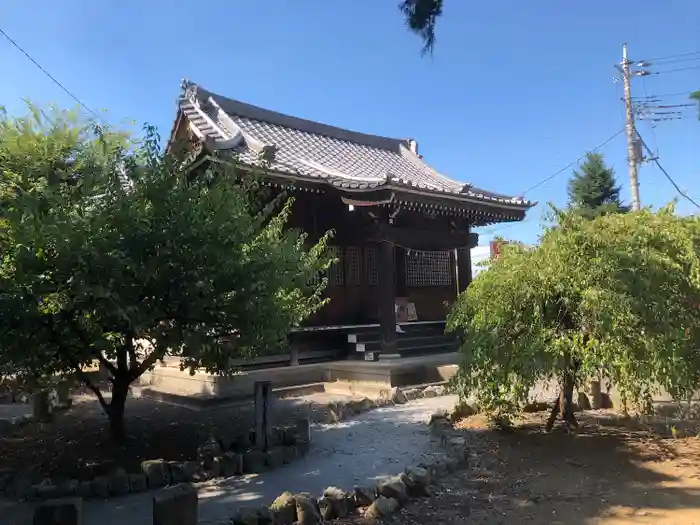 生出塚神社の本殿