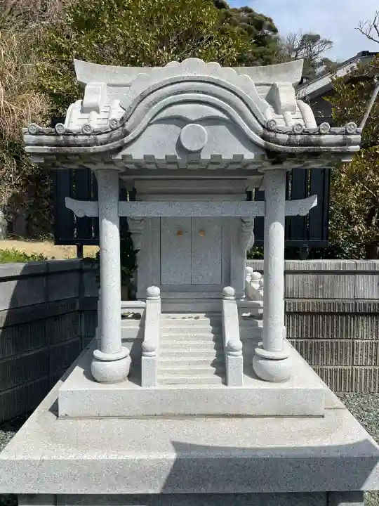 大寳寺の{uncategorized: "未分類", other: "その他", undefined: "問題あり", building: "その他建物", grave: "お墓", sacred_gate: "鳥居", guardian: "狛犬", statue: "像", buddha: "仏像", history: "歴史", nature: "自然", garden: "庭園", animal: "動物", pagoda: "塔", temizu: "手水舎", mountain_gate: "山門・神門", sanctuary: "本殿・本堂", subordinate: "末社・摂社", art: "芸術", scenery: "景色", jizo: "地蔵", ema: "絵馬", goshuin: "御朱印", omikuji: "おみくじ", items: "授与品その他", amulet: "お守り", goshuincho: "御朱印帳", eats: "食事", festival: "お祭り", votive_dance: "神楽", shichigosan: "七五三参", wedding: "結婚式", experience: "体験その他", initially: "初詣", around: "周辺", anti_infection: "感染症対策"}