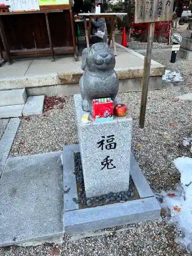 三輪神社の狛犬