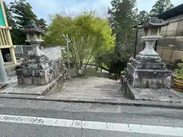 瀧之宮神社の{uncategorized: "未分類", other: "その他", undefined: "問題あり", building: "その他建物", grave: "お墓", sacred_gate: "鳥居", guardian: "狛犬", statue: "像", buddha: "仏像", history: "歴史", nature: "自然", garden: "庭園", animal: "動物", pagoda: "塔", temizu: "手水舎", mountain_gate: "山門・神門", sanctuary: "本殿・本堂", subordinate: "末社・摂社", art: "芸術", scenery: "景色", jizo: "地蔵", ema: "絵馬", goshuin: "御朱印", omikuji: "おみくじ", items: "授与品その他", amulet: "お守り", goshuincho: "御朱印帳", eats: "食事", festival: "お祭り", votive_dance: "神楽", shichigosan: "七五三参", wedding: "結婚式", experience: "体験その他", initially: "初詣", around: "周辺", anti_infection: "感染症対策"}