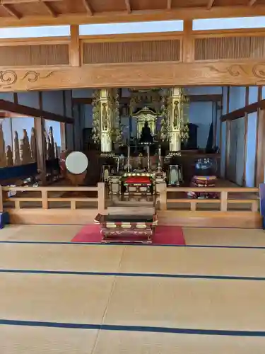 弥勒寺の本殿・本堂