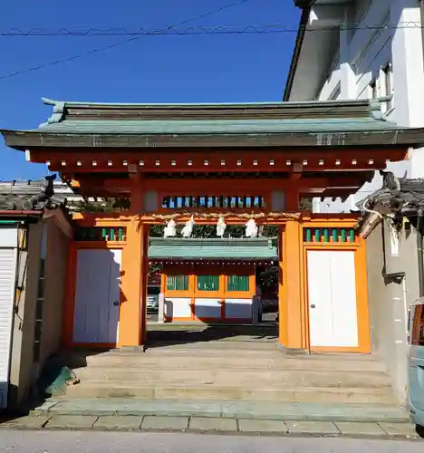 真清田神社の山門・神門