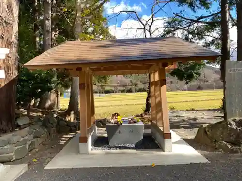 高司神社〜むすびの神の鎮まる社〜の手水