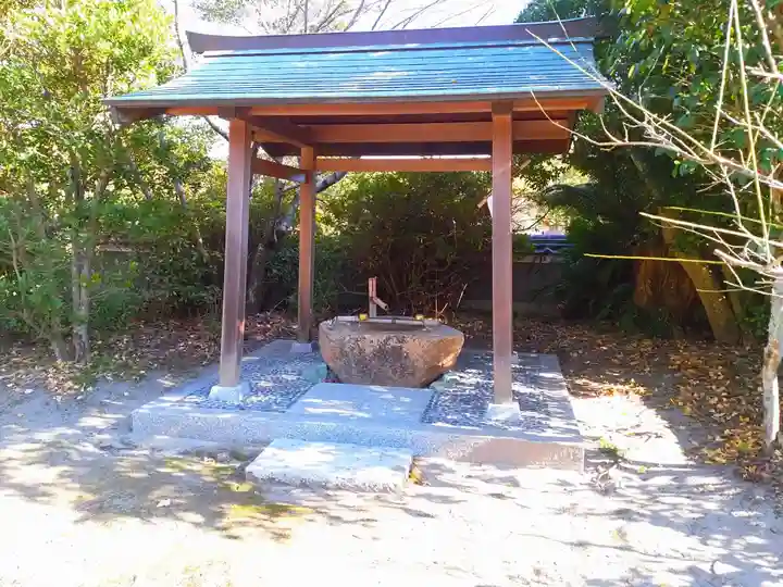 山神社の手水舎