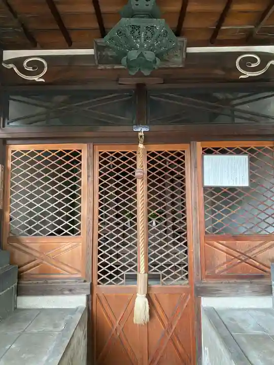 六孫王神社の本殿・本堂