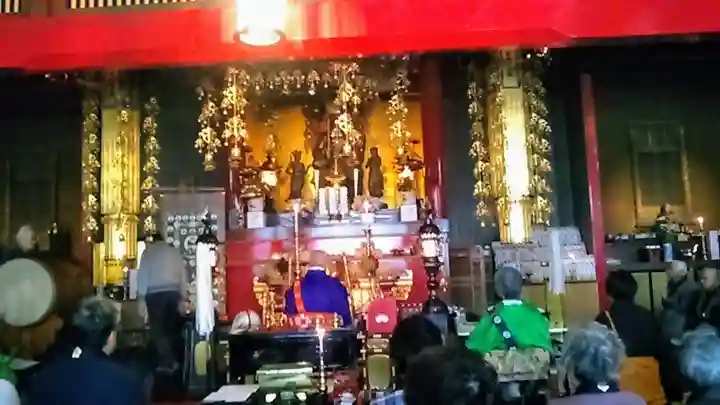 成田山瀧泉寺の本殿・本堂