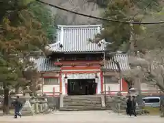 手向山八幡宮の山門