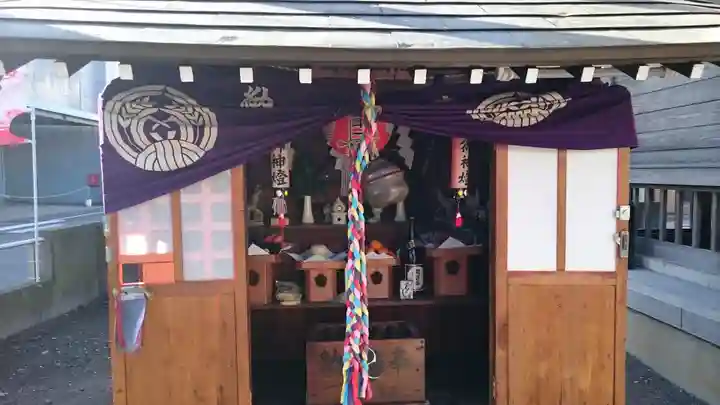 高山稲荷神社の末社・摂社