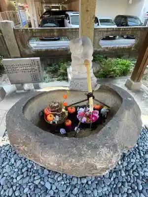 三輪神社の手水舎