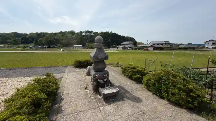飛鳥寺の{uncategorized: "未分類", other: "その他", undefined: "問題あり", building: "その他建物", grave: "お墓", sacred_gate: "鳥居", guardian: "狛犬", statue: "像", buddha: "仏像", history: "歴史", nature: "自然", garden: "庭園", animal: "動物", pagoda: "塔", temizu: "手水舎", mountain_gate: "山門・神門", sanctuary: "本殿・本堂", subordinate: "末社・摂社", art: "芸術", scenery: "景色", jizo: "地蔵", ema: "絵馬", goshuin: "御朱印", omikuji: "おみくじ", items: "授与品その他", amulet: "お守り", goshuincho: "御朱印帳", eats: "食事", festival: "お祭り", votive_dance: "神楽", shichigosan: "七五三参", wedding: "結婚式", experience: "体験その他", initially: "初詣", around: "周辺", anti_infection: "感染症対策"}