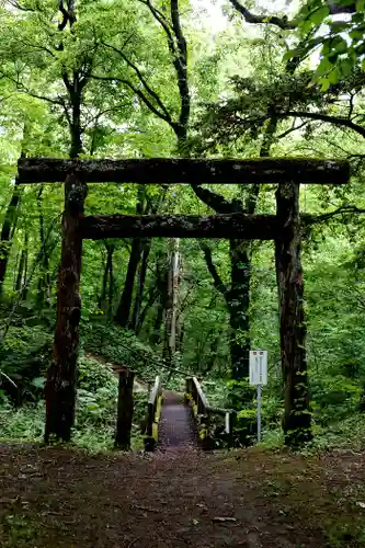 来運神社の鳥居