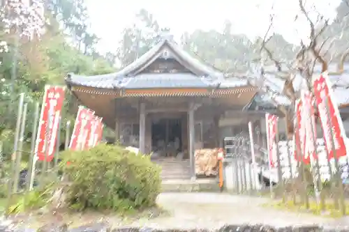財賀寺の本殿・本堂