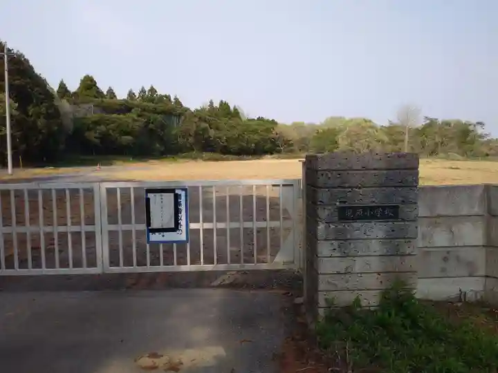 神社(名称不明)の周辺