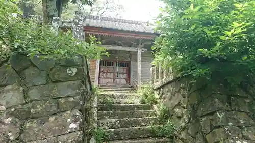 二渡神社の本殿