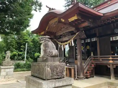 素鵞神社の狛犬