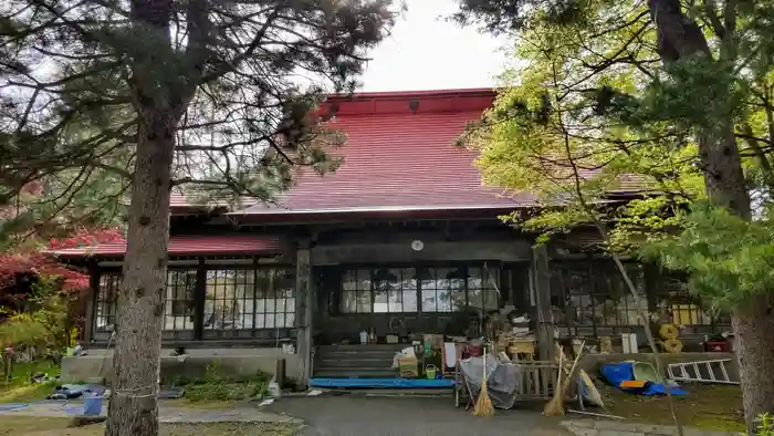 松光寺の本殿
