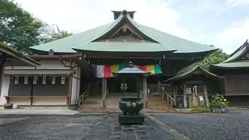 弘明寺の本殿・本堂