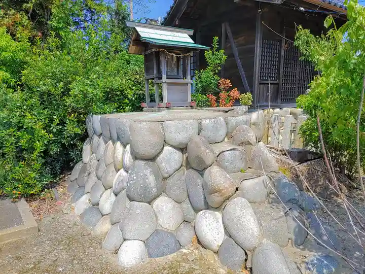 貴船社(儀長)の末社・摂社