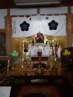 長根寺の本殿・本堂