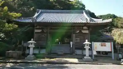 微妙寺の本殿・本堂