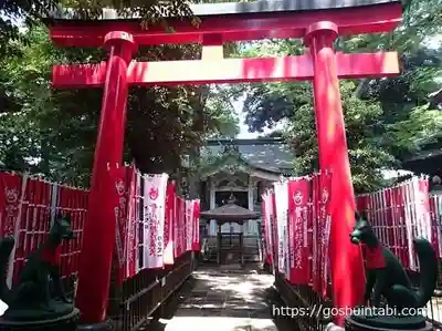 豊川稲荷東京別院の鳥居