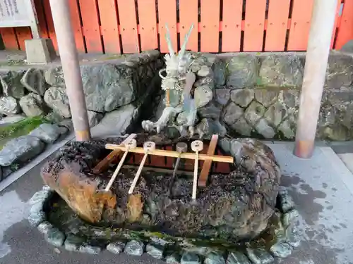 二見興玉神社の手水舎