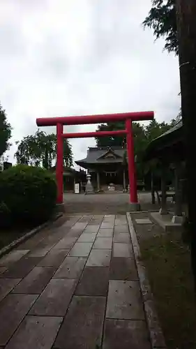 見川稲荷神社の鳥居