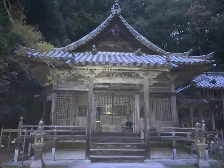 性海寺の本殿・本堂