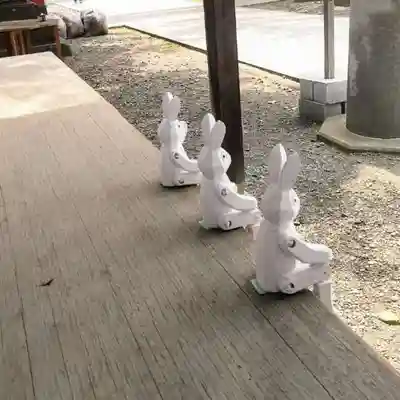 彌彦神社　(伊夜日子神社)の像