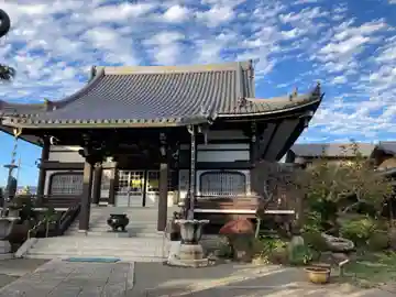 妙蓮寺の本殿・本堂