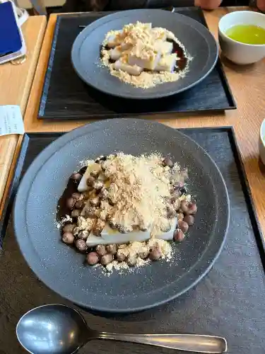 亀戸天神社の{uncategorized: "未分類", other: "その他", undefined: "問題あり", building: "その他建物", grave: "お墓", sacred_gate: "鳥居", guardian: "狛犬", statue: "像", buddha: "仏像", history: "歴史", nature: "自然", garden: "庭園", animal: "動物", pagoda: "塔", temizu: "手水舎", mountain_gate: "山門・神門", sanctuary: "本殿・本堂", subordinate: "末社・摂社", art: "芸術", scenery: "景色", jizo: "地蔵", ema: "絵馬", goshuin: "御朱印", omikuji: "おみくじ", items: "授与品その他", amulet: "お守り", goshuincho: "御朱印帳", eats: "食事", festival: "お祭り", votive_dance: "神楽", shichigosan: "七五三参", wedding: "結婚式", experience: "体験その他", initially: "初詣", around: "周辺", anti_infection: "感染症対策"}