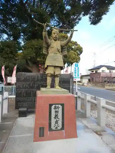 生品神社の像