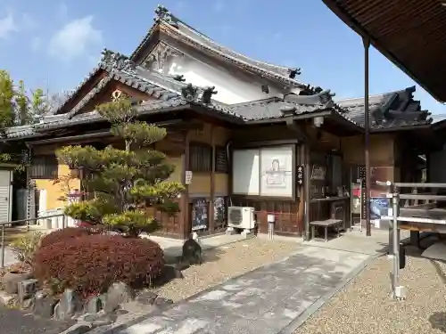 蟹満寺の{uncategorized: "未分類", other: "その他", undefined: "問題あり", building: "その他建物", grave: "お墓", sacred_gate: "鳥居", guardian: "狛犬", statue: "像", buddha: "仏像", history: "歴史", nature: "自然", garden: "庭園", animal: "動物", pagoda: "塔", temizu: "手水舎", mountain_gate: "山門・神門", sanctuary: "本殿・本堂", subordinate: "末社・摂社", art: "芸術", scenery: "景色", jizo: "地蔵", ema: "絵馬", goshuin: "御朱印", omikuji: "おみくじ", items: "授与品その他", amulet: "お守り", goshuincho: "御朱印帳", eats: "食事", festival: "お祭り", votive_dance: "神楽", shichigosan: "七五三参", wedding: "結婚式", experience: "体験その他", initially: "初詣", around: "周辺", anti_infection: "感染症対策"}