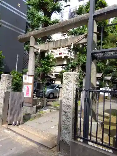 稲荷鬼王神社の鳥居