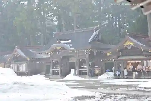 彌彦神社の本殿