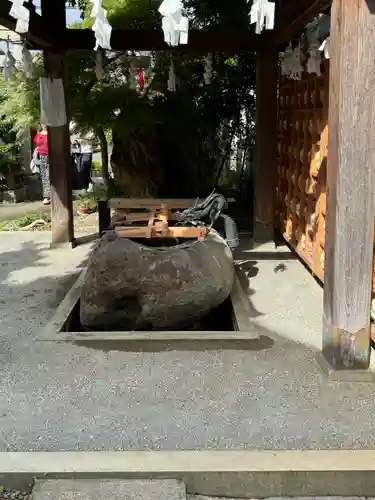 御嶽神社茅萱宮の手水舎