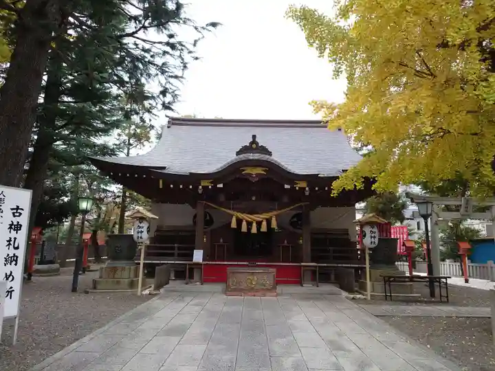 草加神社の本殿・本堂