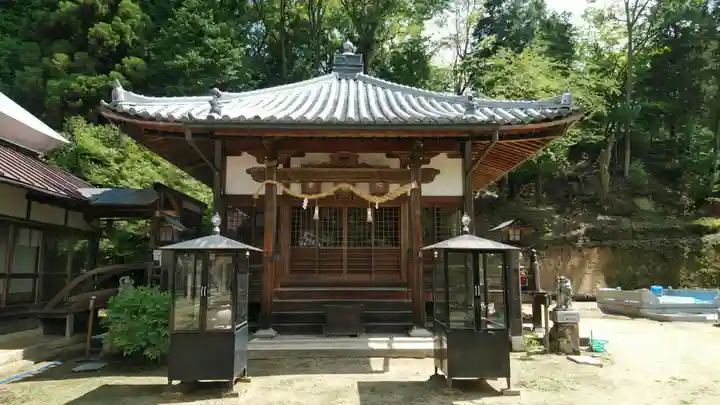 普門院の本殿・本堂