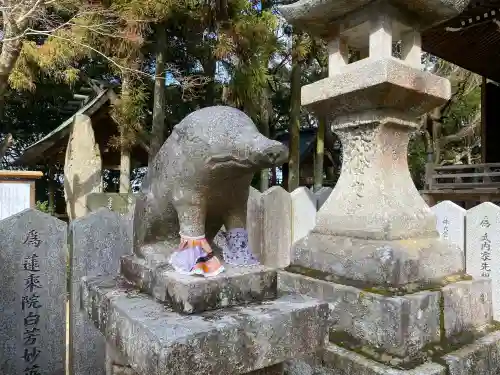 千光寺の{uncategorized: "未分類", other: "その他", undefined: "問題あり", building: "その他建物", grave: "お墓", sacred_gate: "鳥居", guardian: "狛犬", statue: "像", buddha: "仏像", history: "歴史", nature: "自然", garden: "庭園", animal: "動物", pagoda: "塔", temizu: "手水舎", mountain_gate: "山門・神門", sanctuary: "本殿・本堂", subordinate: "末社・摂社", art: "芸術", scenery: "景色", jizo: "地蔵", ema: "絵馬", goshuin: "御朱印", omikuji: "おみくじ", items: "授与品その他", amulet: "お守り", goshuincho: "御朱印帳", eats: "食事", festival: "お祭り", votive_dance: "神楽", shichigosan: "七五三参", wedding: "結婚式", experience: "体験その他", initially: "初詣", around: "周辺", anti_infection: "感染症対策"}