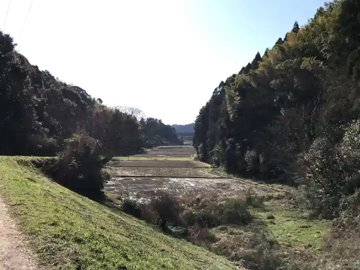 皇産靈神社の周辺