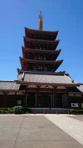 浅草寺の塔