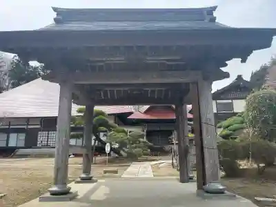 天澤寺の{uncategorized: "未分類", other: "その他", undefined: "問題あり", building: "その他建物", grave: "お墓", sacred_gate: "鳥居", guardian: "狛犬", statue: "像", buddha: "仏像", history: "歴史", nature: "自然", garden: "庭園", animal: "動物", pagoda: "塔", temizu: "手水舎", mountain_gate: "山門・神門", sanctuary: "本殿・本堂", subordinate: "末社・摂社", art: "芸術", scenery: "景色", jizo: "地蔵", ema: "絵馬", goshuin: "御朱印", omikuji: "おみくじ", items: "授与品その他", amulet: "お守り", goshuincho: "御朱印帳", eats: "食事", festival: "お祭り", votive_dance: "神楽", shichigosan: "七五三参", wedding: "結婚式", experience: "体験その他", initially: "初詣", around: "周辺", anti_infection: "感染症対策"}