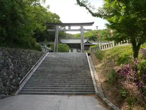 高見神社の建物その他