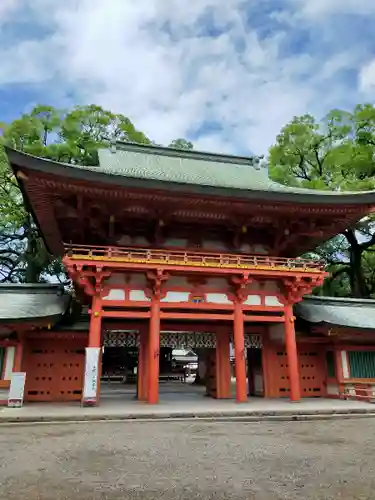 武蔵一宮氷川神社の山門・神門