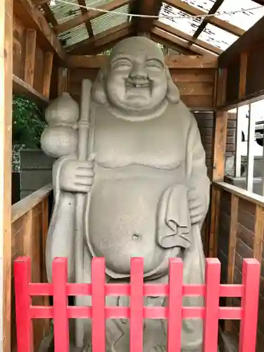 品川貴船神社の像