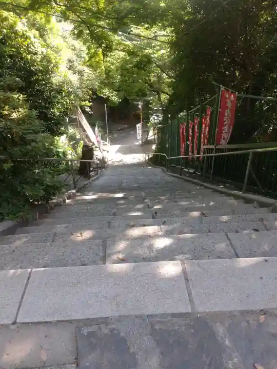 若宮八幡宮の{uncategorized: "未分類", other: "その他", undefined: "問題あり", building: "その他建物", grave: "お墓", sacred_gate: "鳥居", guardian: "狛犬", statue: "像", buddha: "仏像", history: "歴史", nature: "自然", garden: "庭園", animal: "動物", pagoda: "塔", temizu: "手水舎", mountain_gate: "山門・神門", sanctuary: "本殿・本堂", subordinate: "末社・摂社", art: "芸術", scenery: "景色", jizo: "地蔵", ema: "絵馬", goshuin: "御朱印", omikuji: "おみくじ", items: "授与品その他", amulet: "お守り", goshuincho: "御朱印帳", eats: "食事", festival: "お祭り", votive_dance: "神楽", shichigosan: "七五三参", wedding: "結婚式", experience: "体験その他", initially: "初詣", around: "周辺", anti_infection: "感染症対策"}